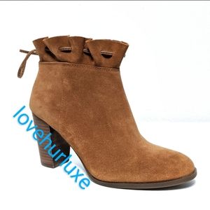 NWOB CROWN & IVY Suede Ruffle Booties 6.5
